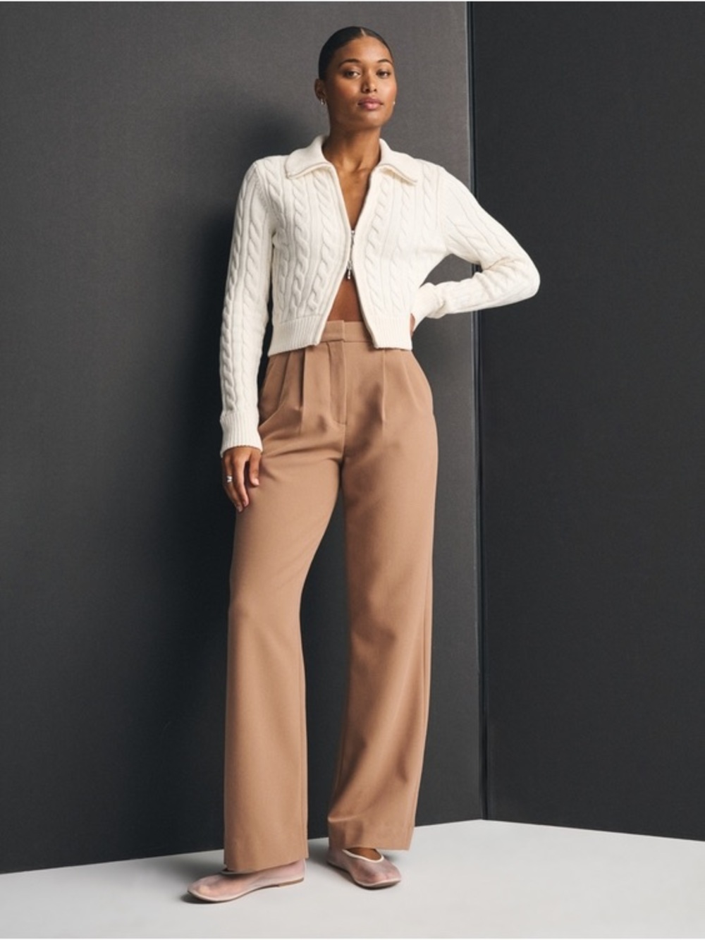 Abercrombie & Fitch Wide Leg Pants in Camel Brown